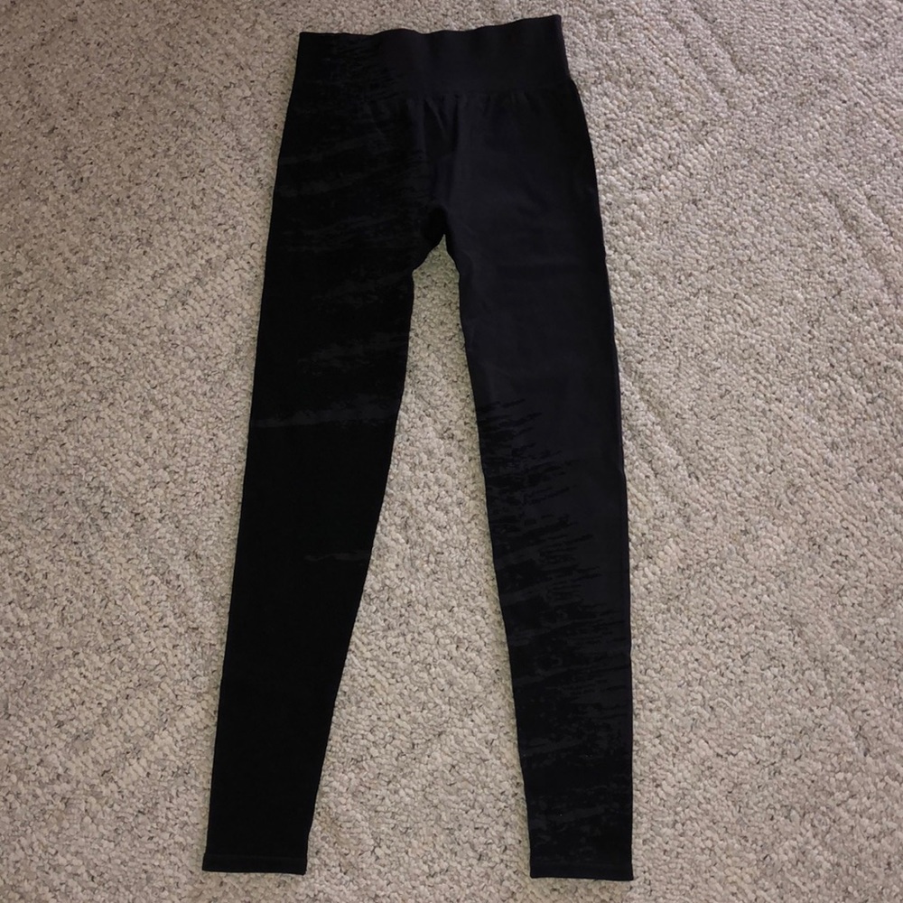 Black/gray Fabletics leggings